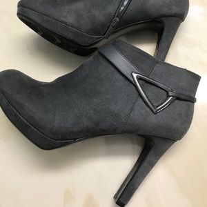 - Charcoal gray bootie EUC